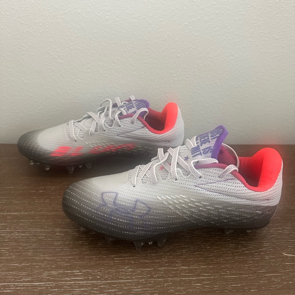 Under Armour Women’s Blur Smoke MC Football Cleats - Picture 3 of 7